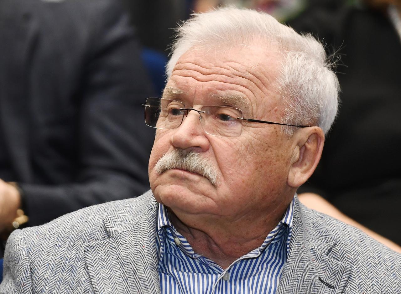 Актер Сергей Никоненко попал в больницу с подозрением на онкологию