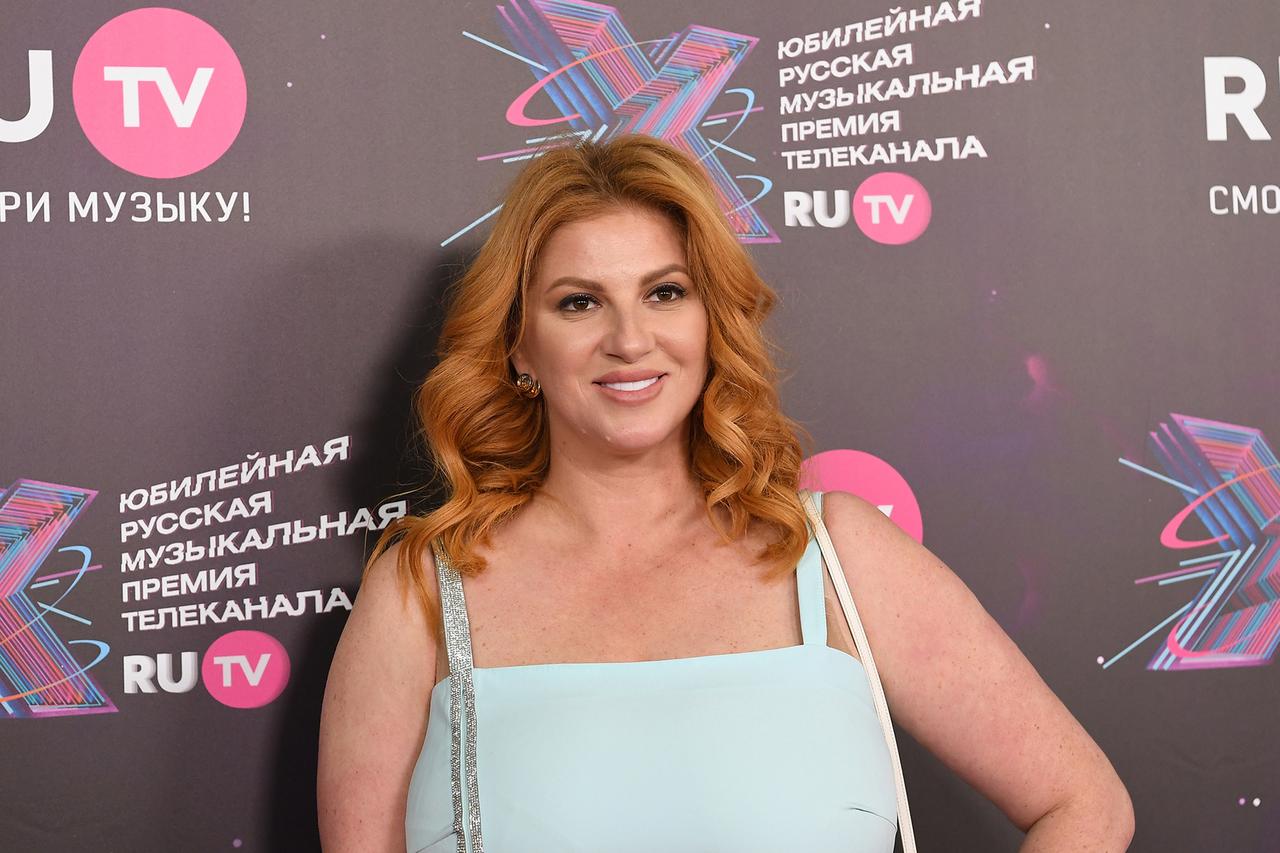 Звездный коуч задолжала налоговой более 430 миллионов рублей