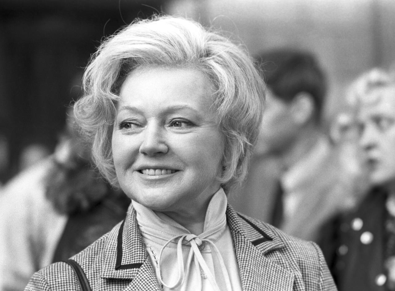 «Это был голос Багиры». Известный москвовед вспомнил Людмилу Касаткину, которой сегодня могло бы исполниться 100 лет