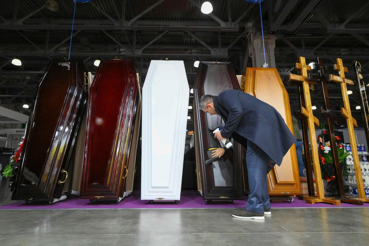 Как правильно выбрать себе гроб? Россиянам дали несколько важных советов