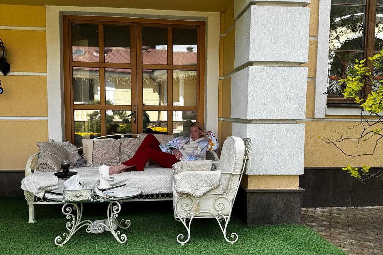 Пользователи сети вновь высмеяли Анастасию Волочкову