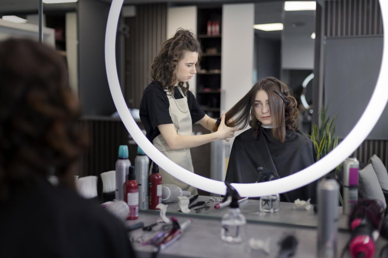 В России вырос спрос на услуги красоты. Пришлось выделить им отдельное пространство в Москве