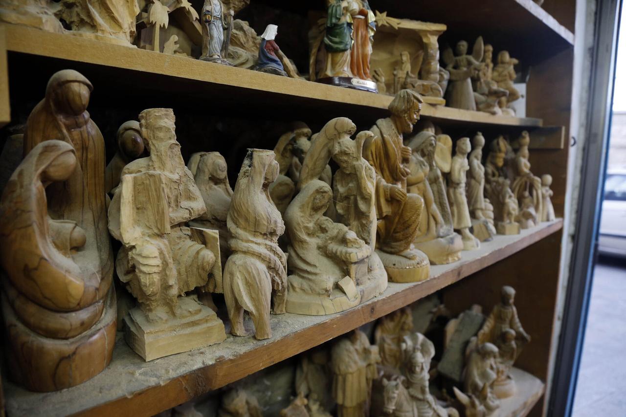 Огромный распятый Иисус найден на «скульптурной» свалке