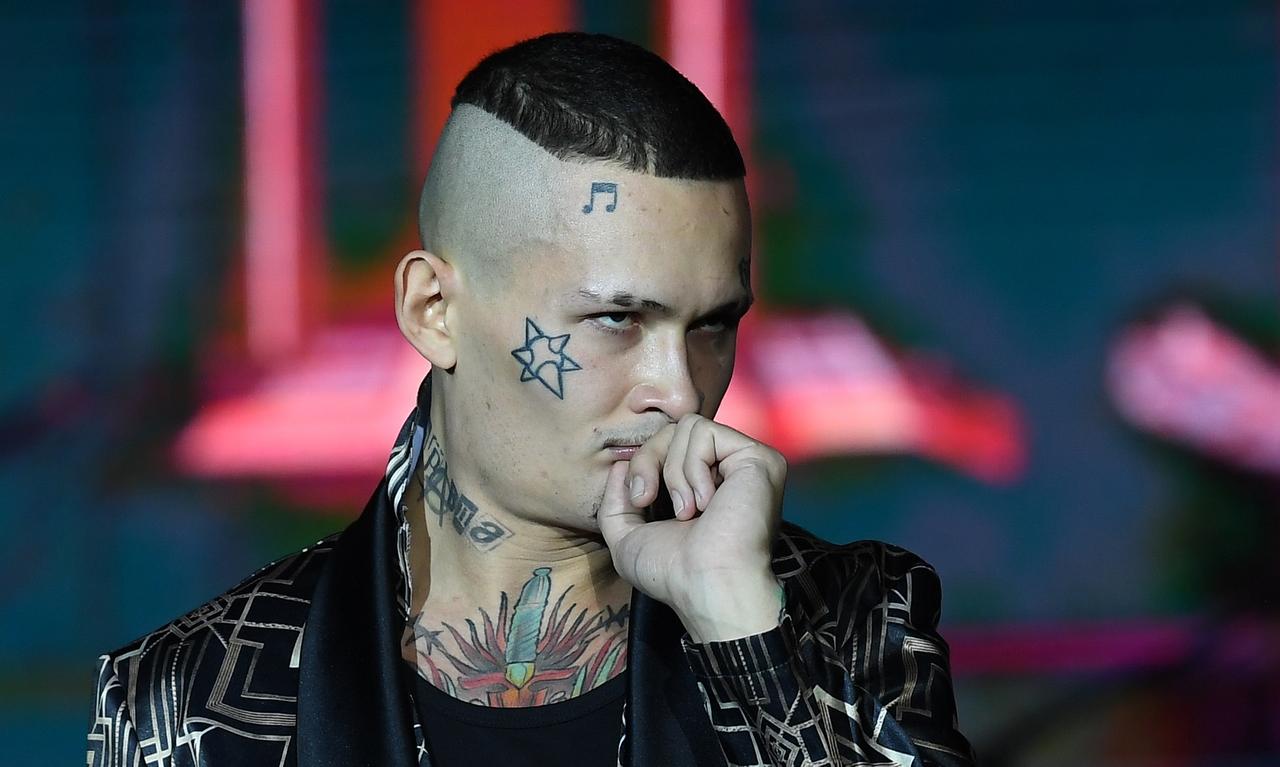 Моргенштерн провел ночь в израильском бункере и поверил в силу молитвы