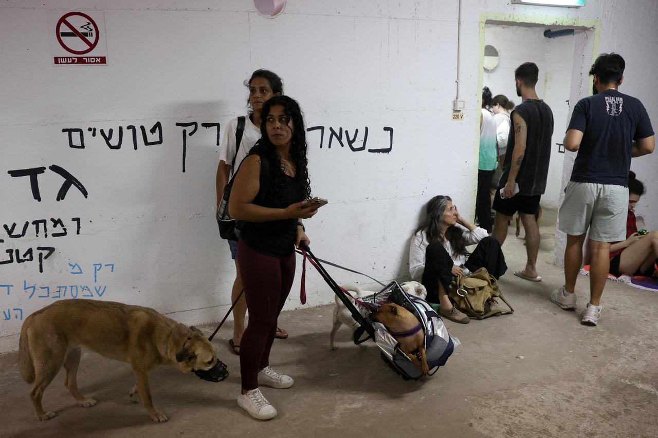 Живущий в Израиле москвич рассказал о проведенной в убежище ночи