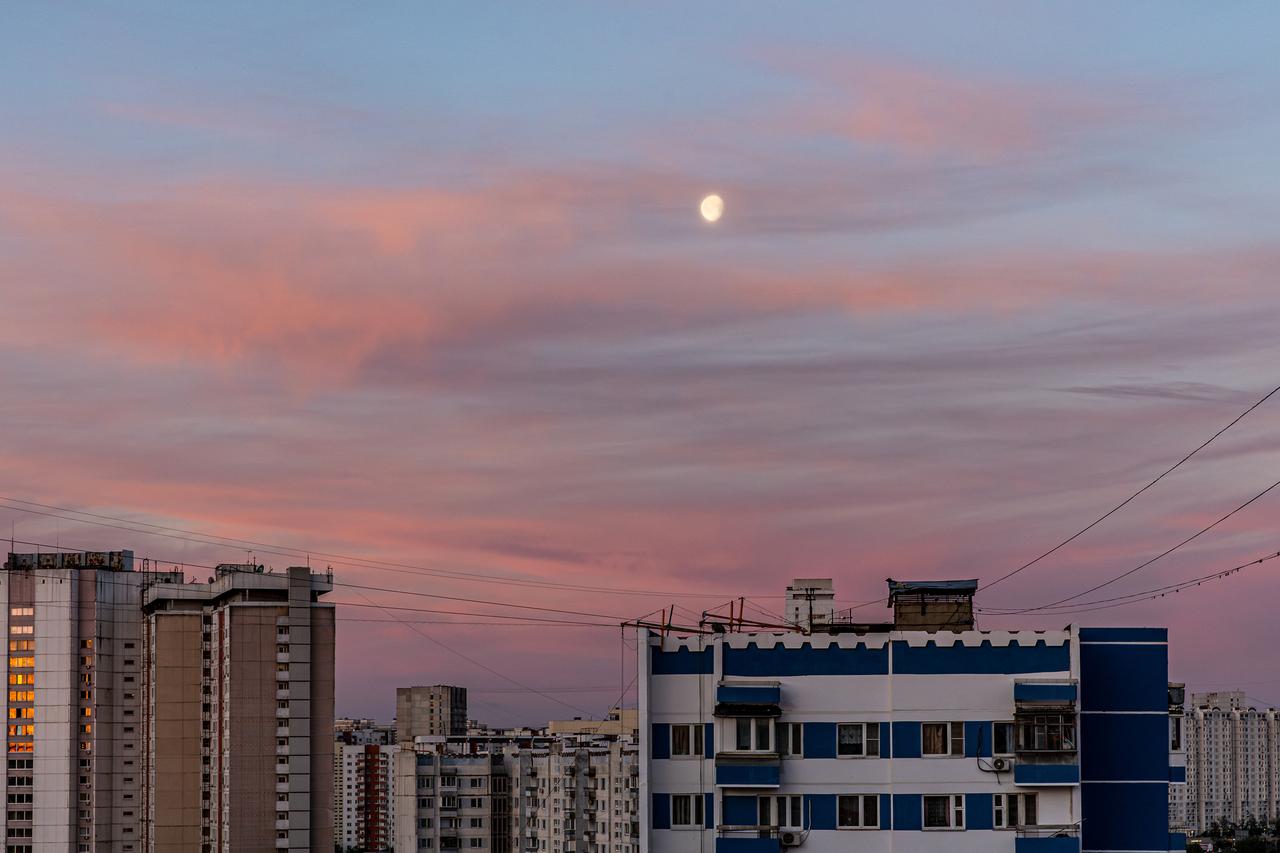 В Москву пришли тропические ночи