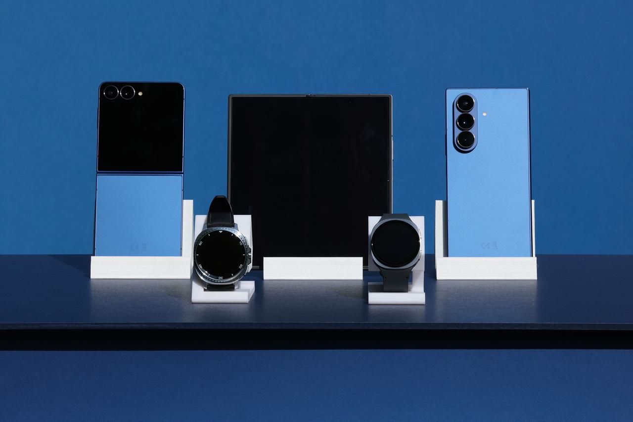 В России представлена новая линейка складных смартфонов и носимых устройств Samsung