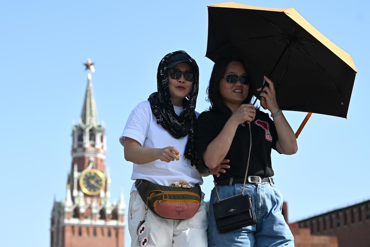 Москвичам предсказали возвращение 30-градусной жары