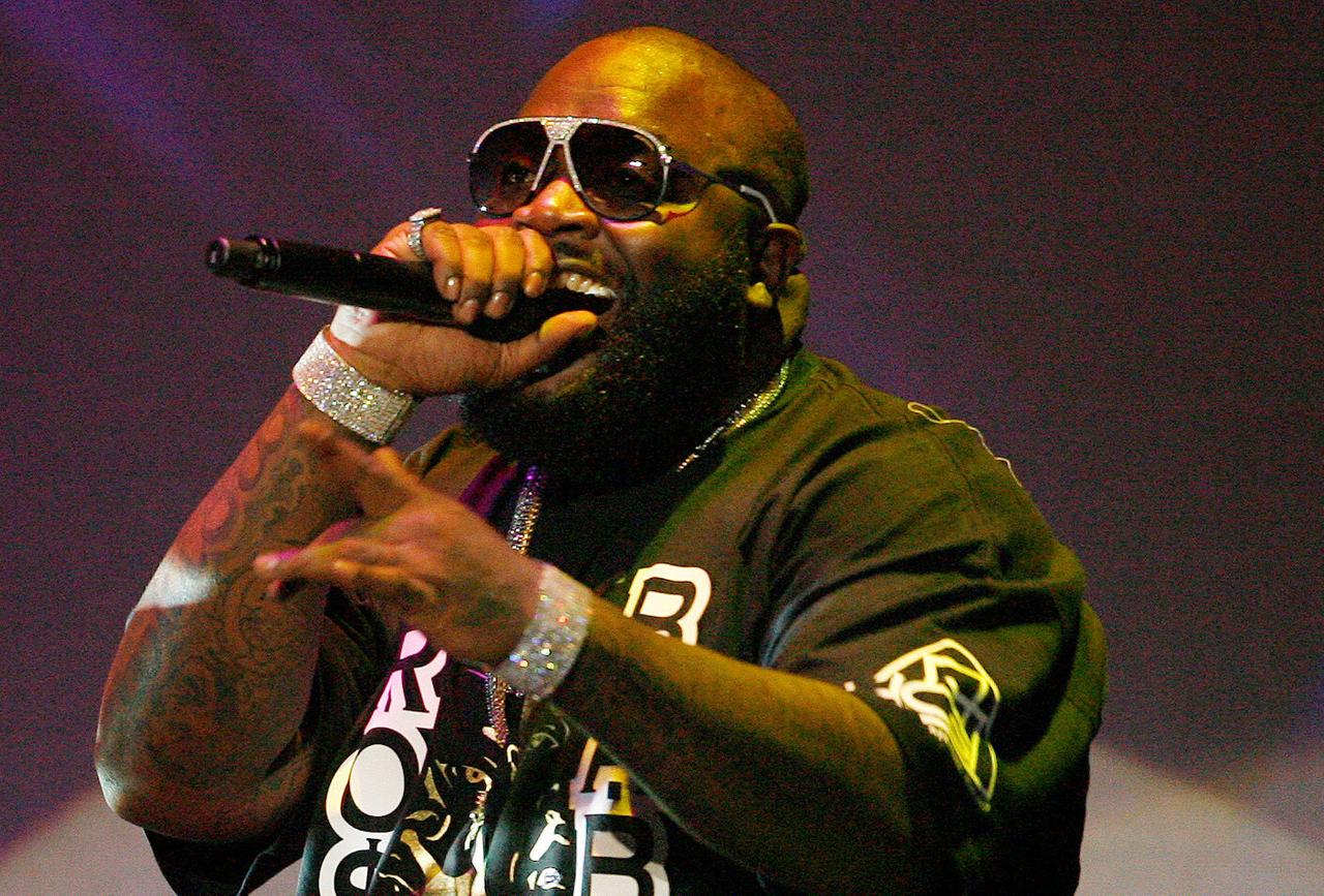 Известный американский певец прилетит в Москву