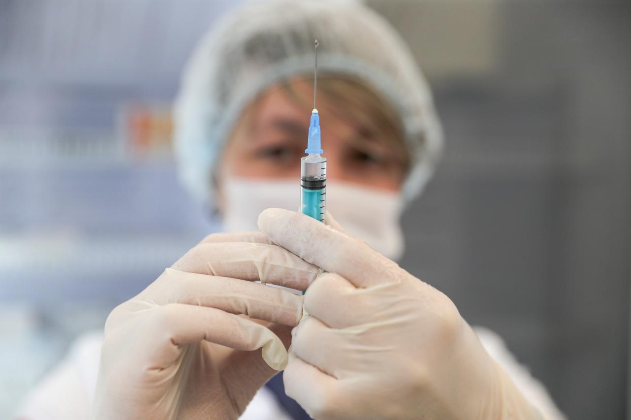 В Москве началась вакцинация от гриппа