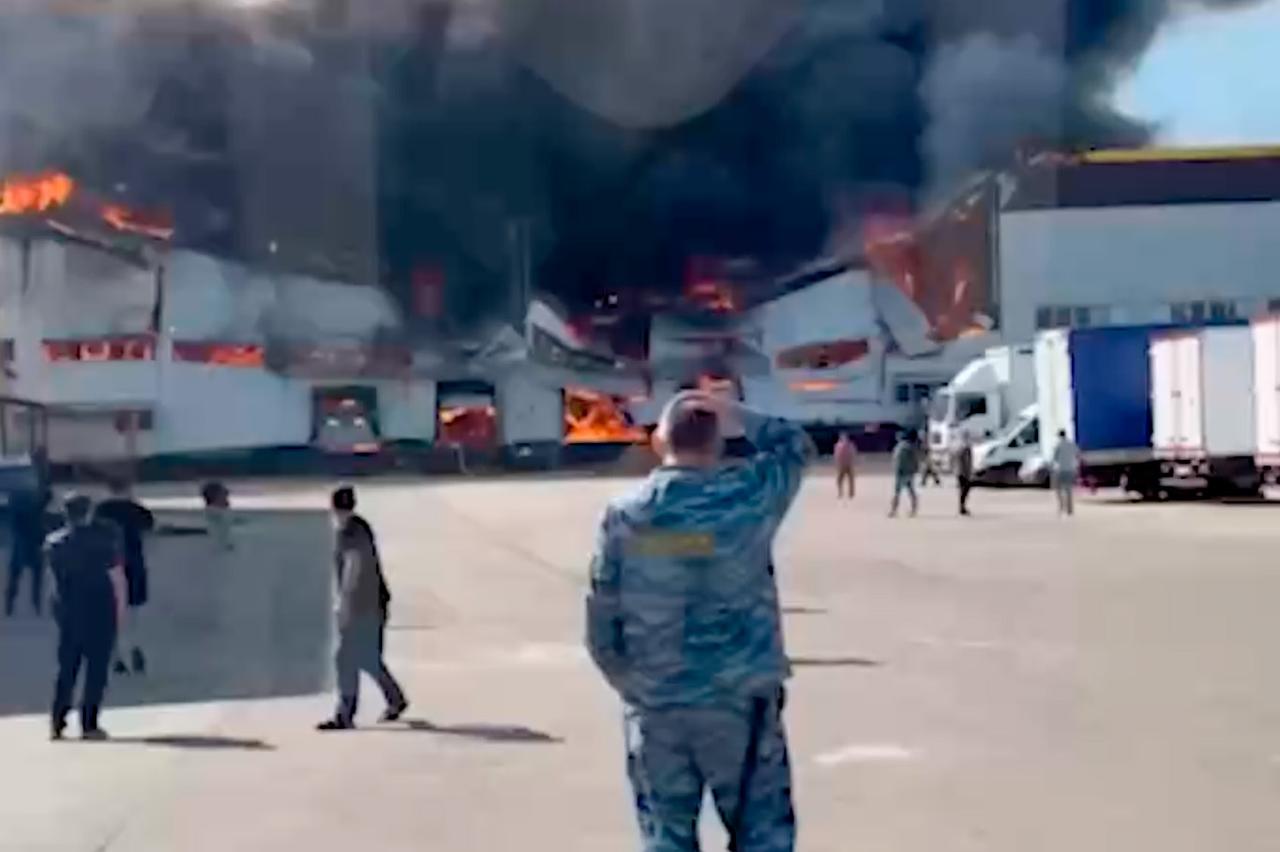 Мощный пожар в Подмосковье сорвал чемпионат России