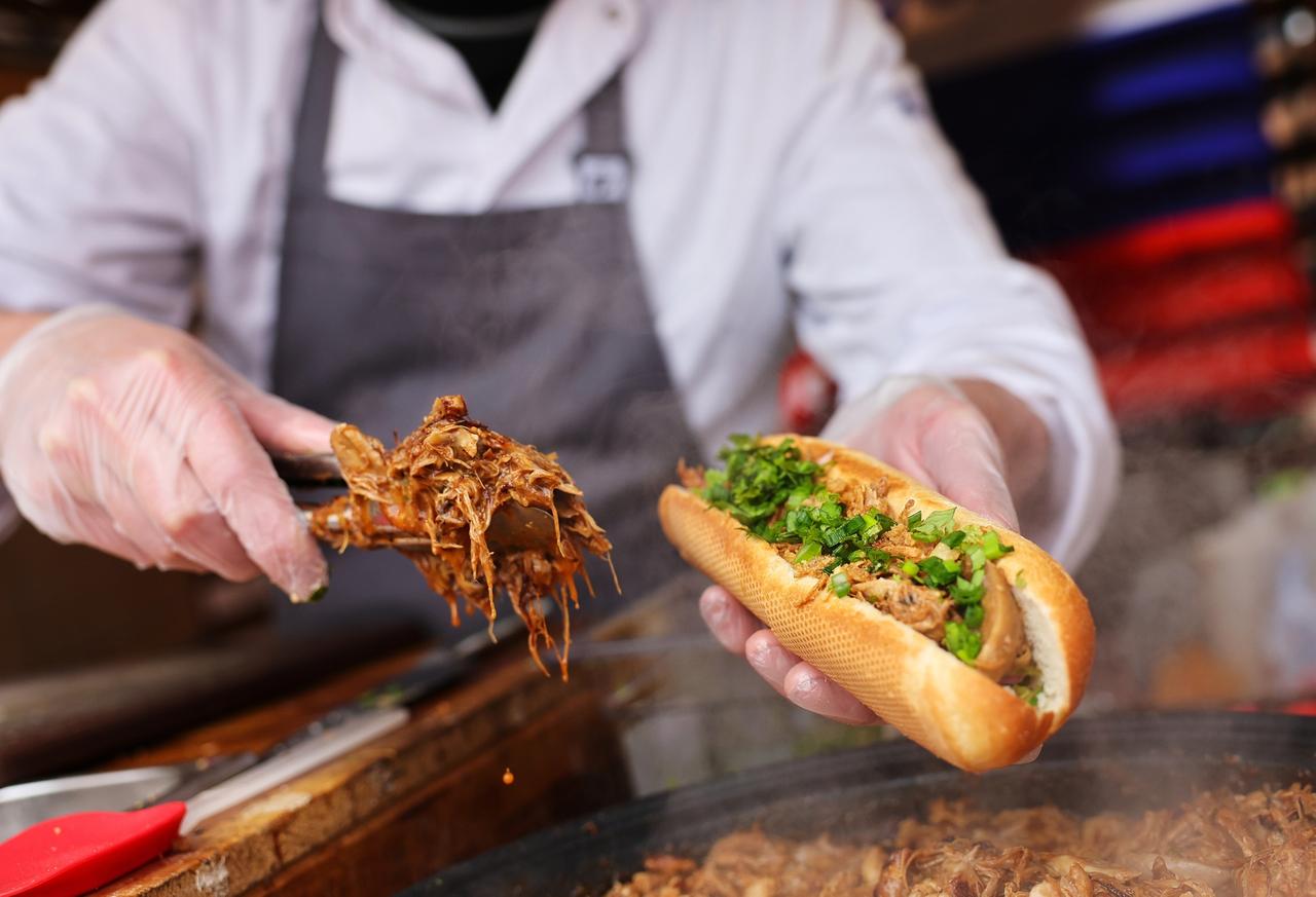 Москвичам пообещали масштабный гастрофестиваль с известными шеф-поварами