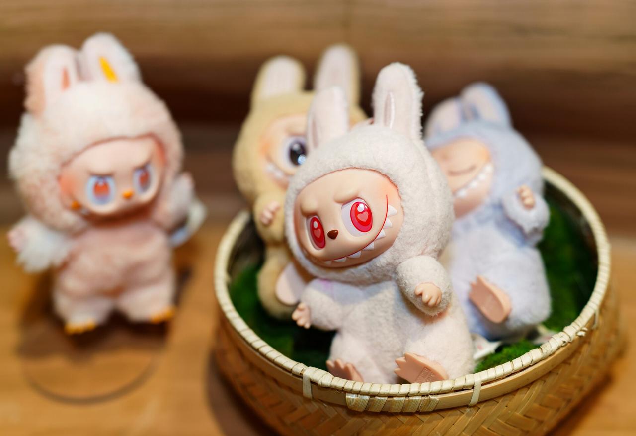 Москвичка продала душу за Лабубу