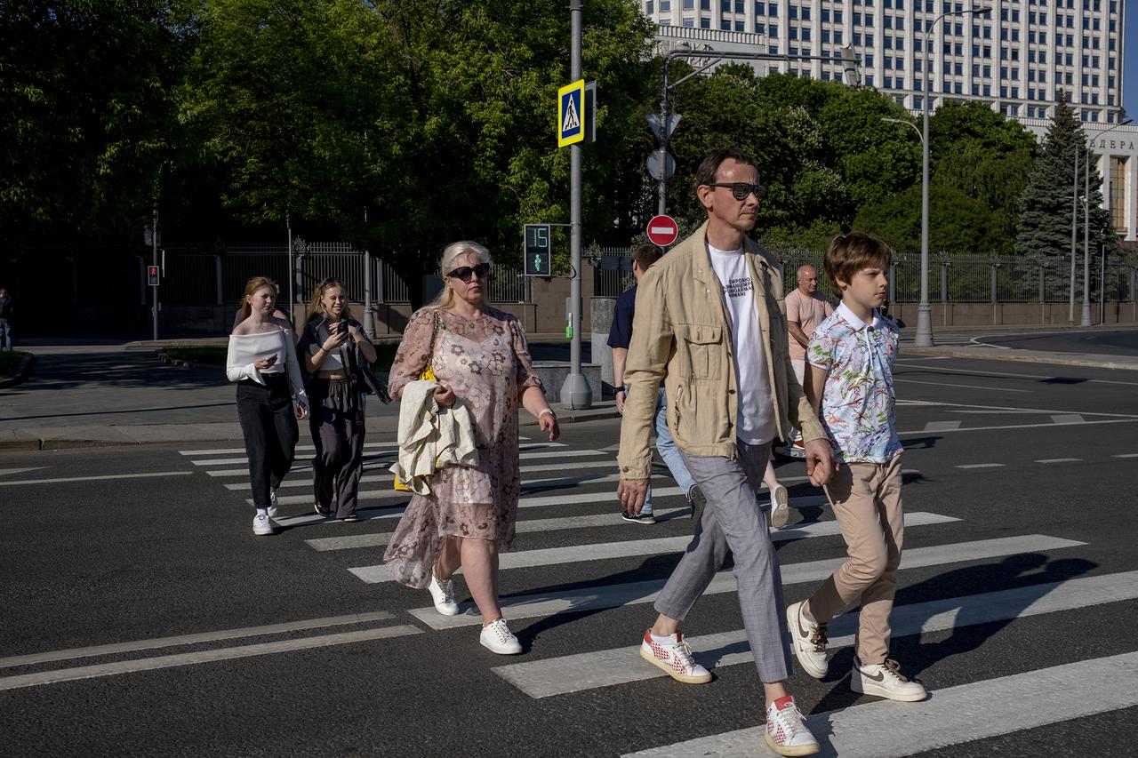 Москвичам пообещали старое бабье лето
