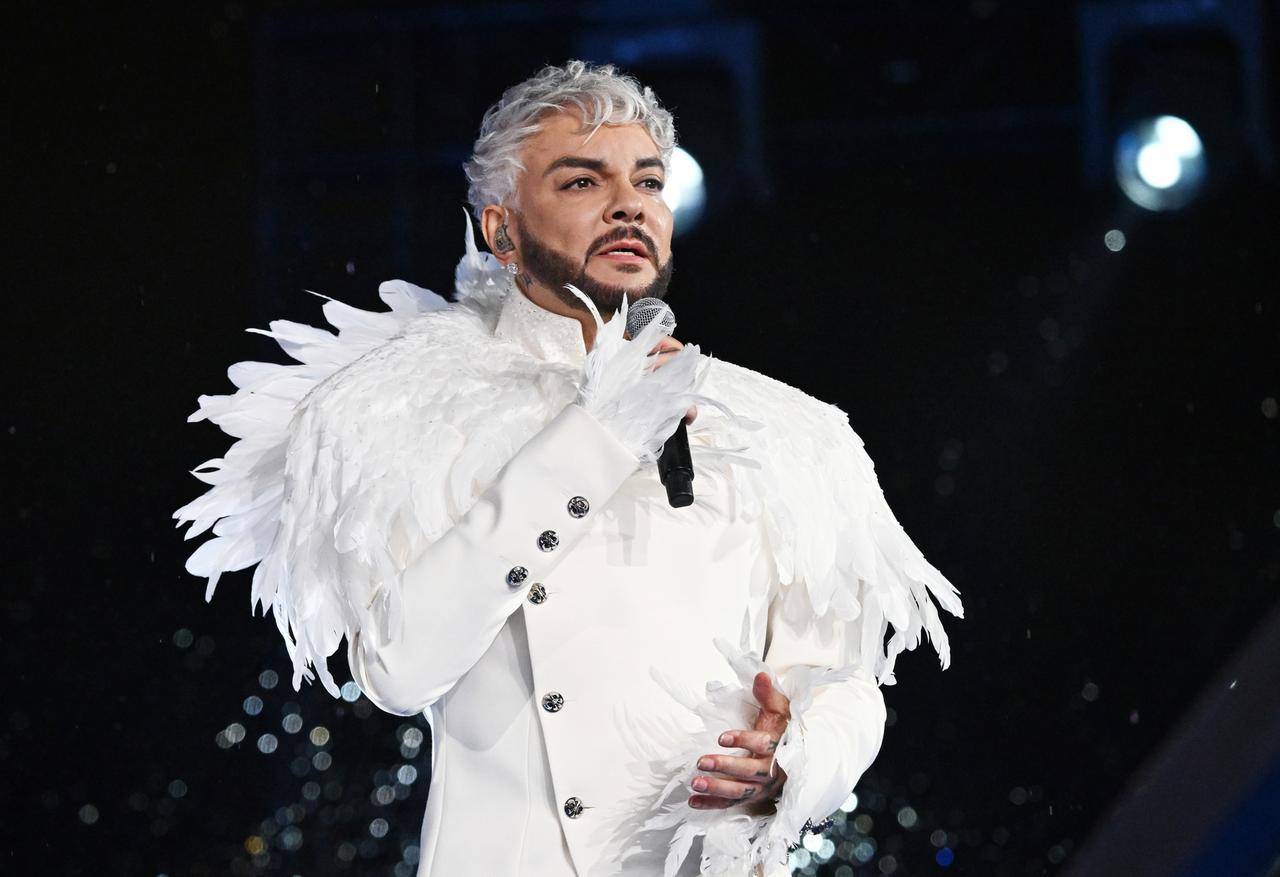 В Москве заметили уникальный Aurus Senat Киркорова