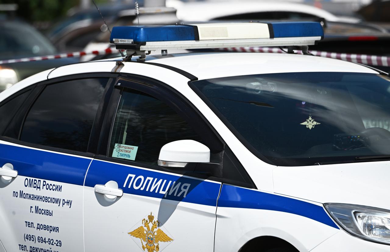 В Москве курьер привез заказ одежды и наткнулся на соседа с ружьем