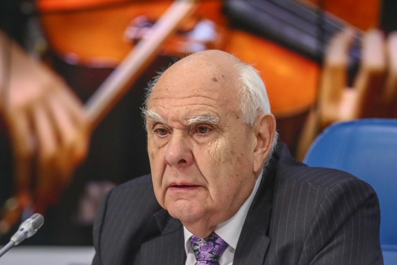 Редкая коллекция за сотню миллионов исчезла из квартиры скрипача в Москве