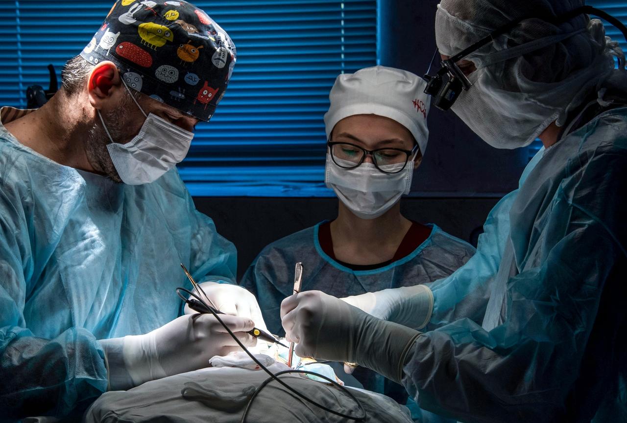 В Подмосковье у мужчины в мочевом пузыре нашли пипетку