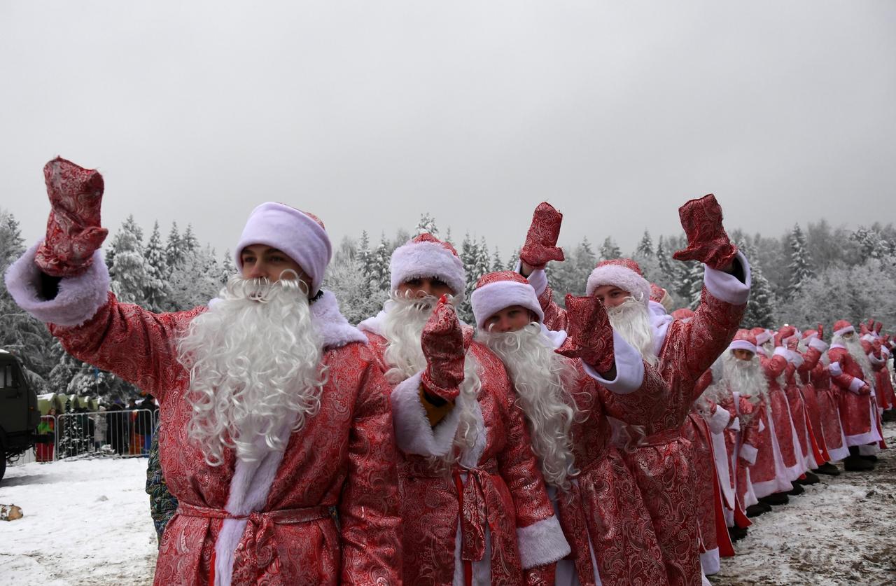 В Подмосковье пройдет парад Дедов Морозов