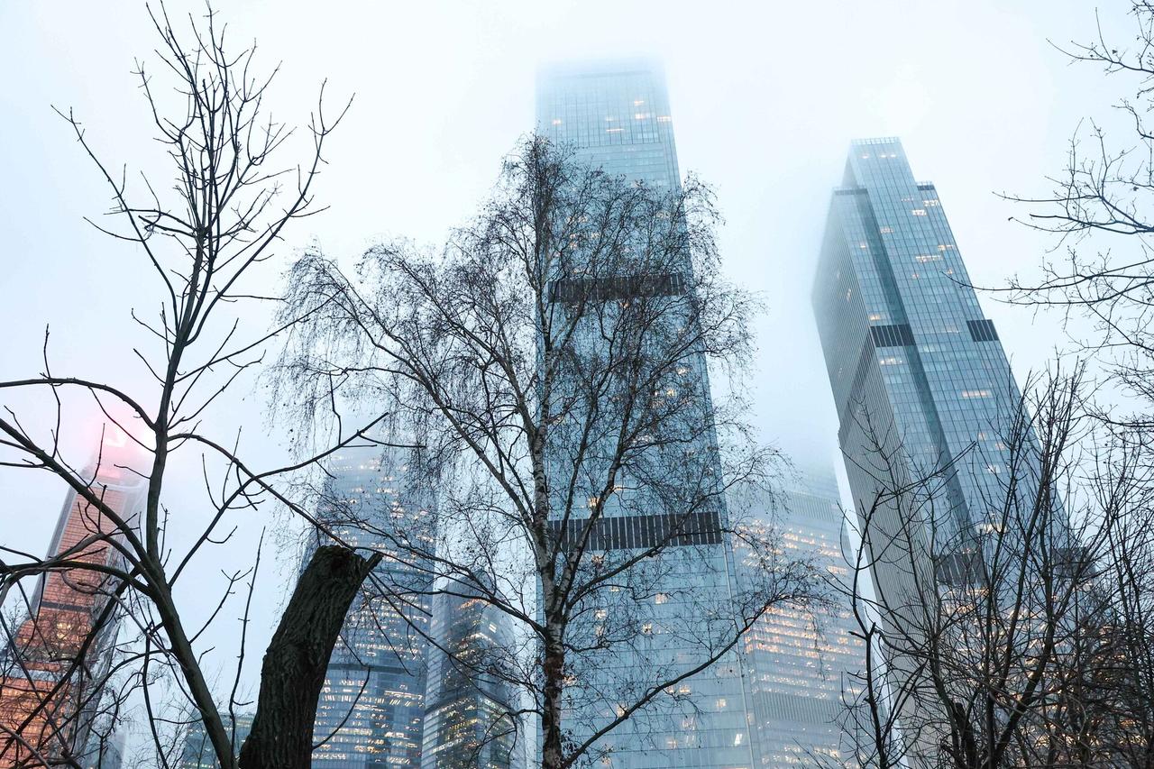 Москвичам спрогнозировали туманный период