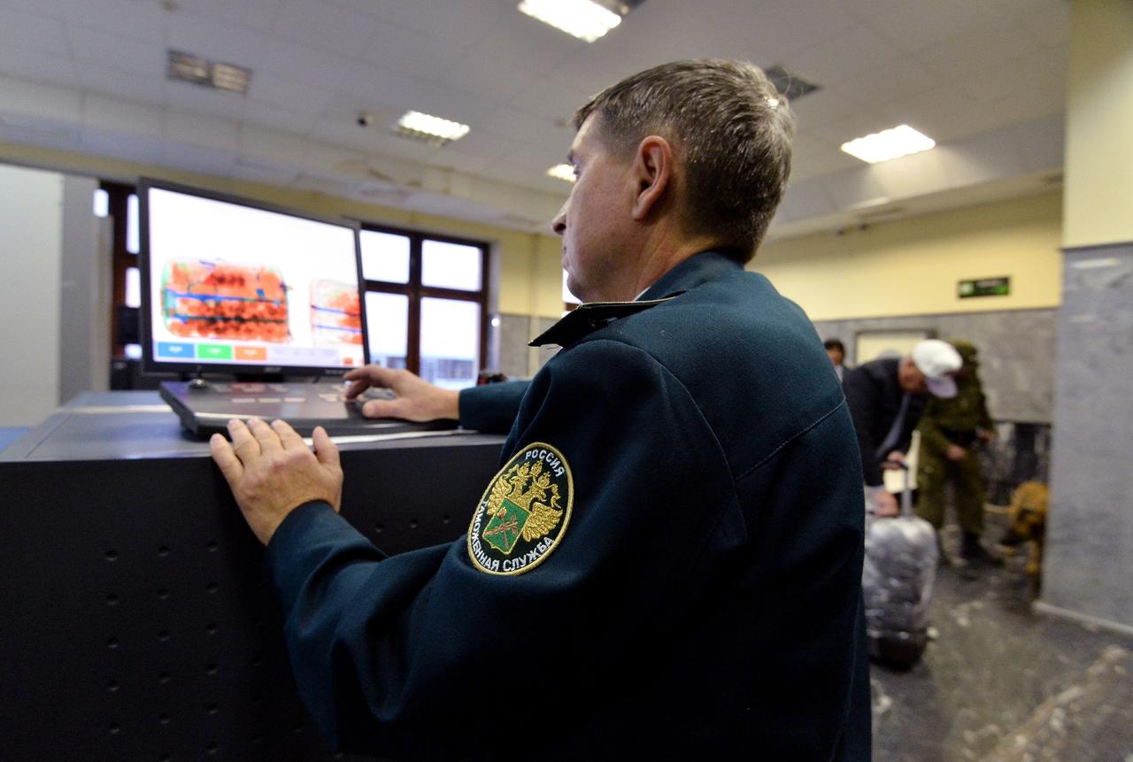 В московском аэропорту у иностранца нашли иконы стоимостью 1,3 миллиона рублей