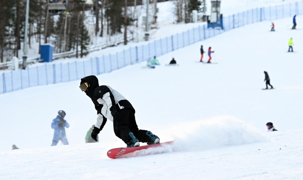 В Подмосковье стартовал горнолыжный сезон