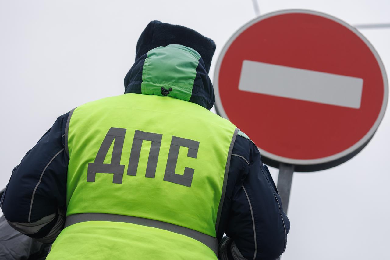 Москвичей предупредили об ограничениях движения транспорта 6 и 7 января