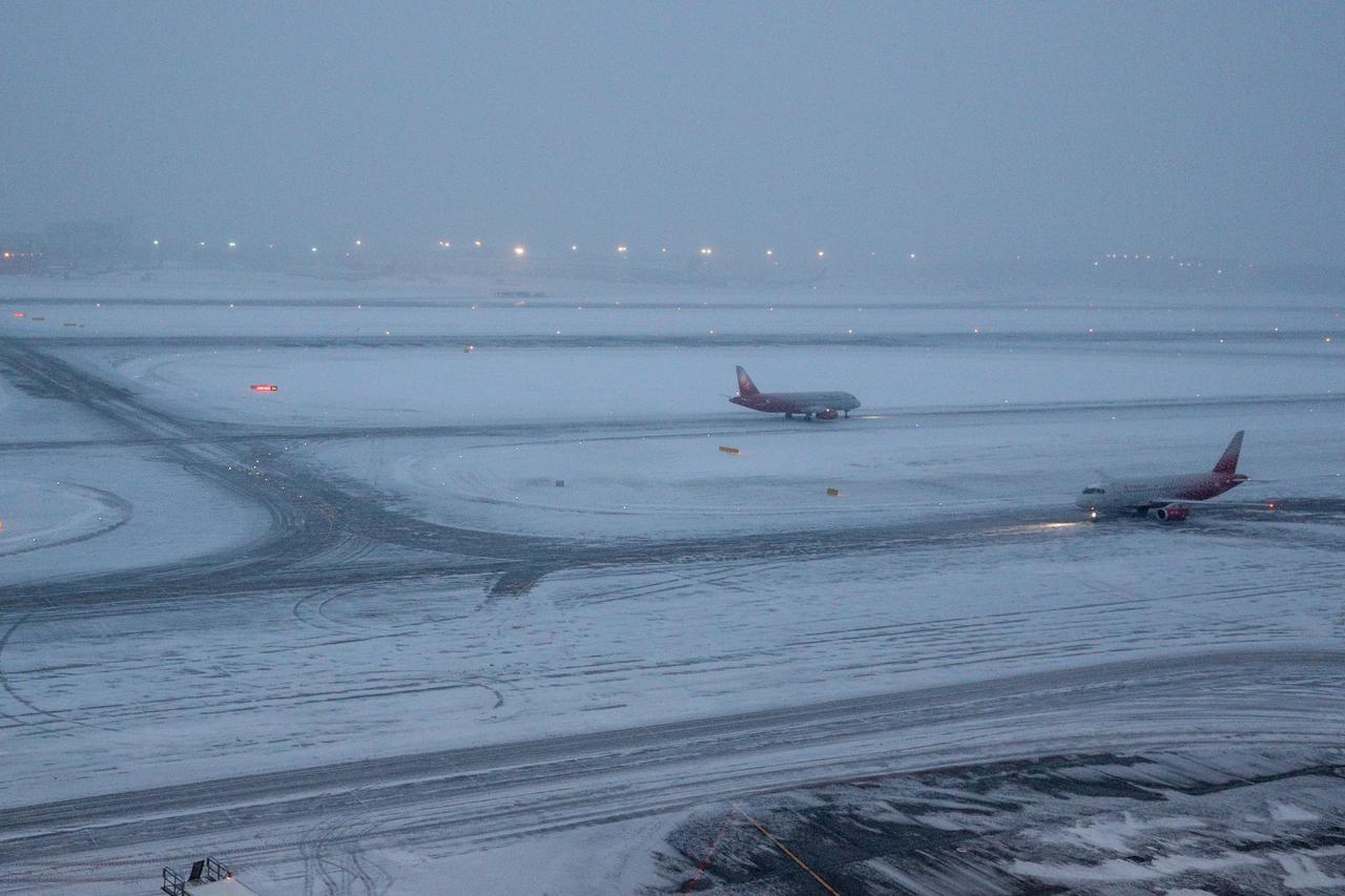 Аэропорт Шереметьево прекратил принимать самолеты