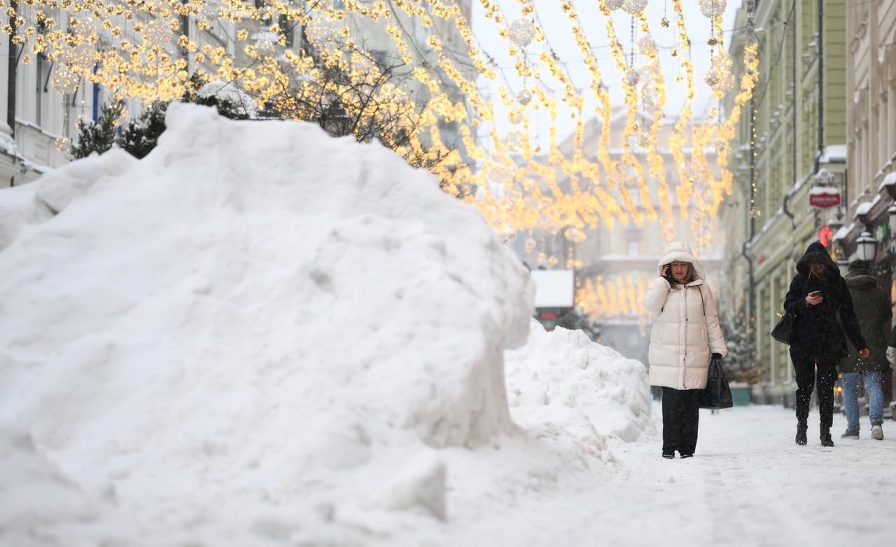 За неубранный в столице снег пригрозили штрафами
