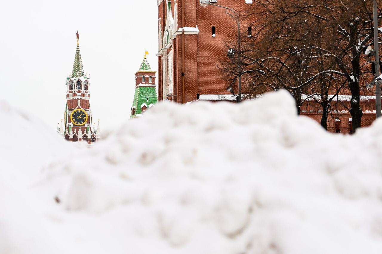 Жители Москвы недополучили солнца