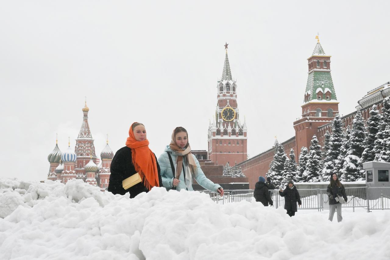 В Москве выросли рекордные сугробы