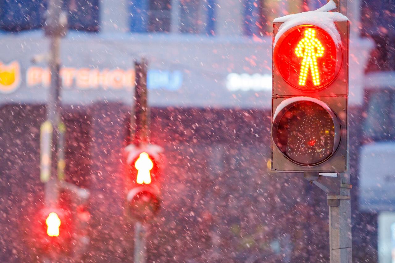 На территории посольства КНДР в Москве обрушилась крыша парковки