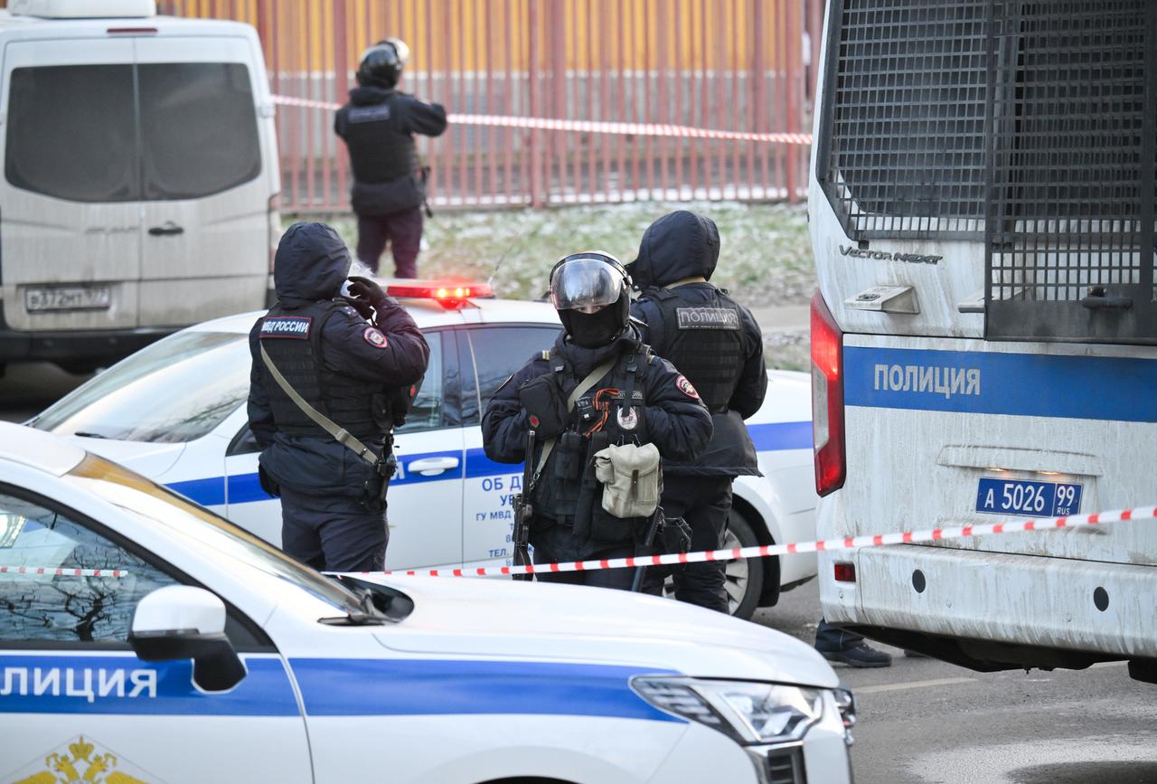 Мужчина в нижнем белье пытался проникнуть в детский сад в Подмосковье