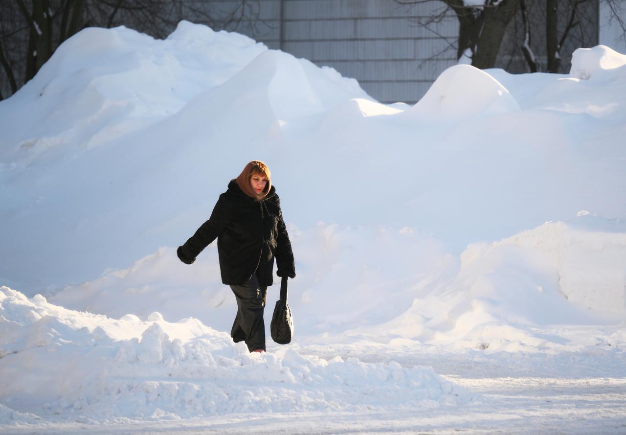 Москвичам пообещали больше сильных снегопадов
