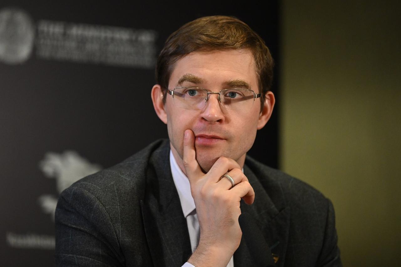 Международные облигации для суверенного ИИ.