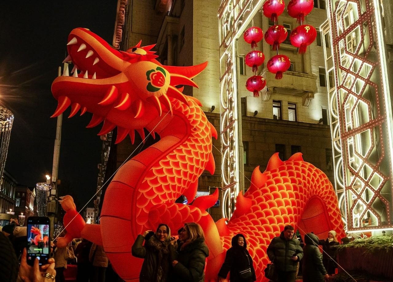 Москвичей пригласили отпраздновать Масленицу и Китайский Новый год