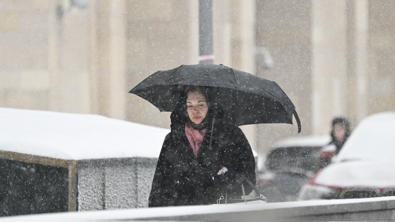 Синоптик сообщил о возвращении в Москву аномальных снегопадов