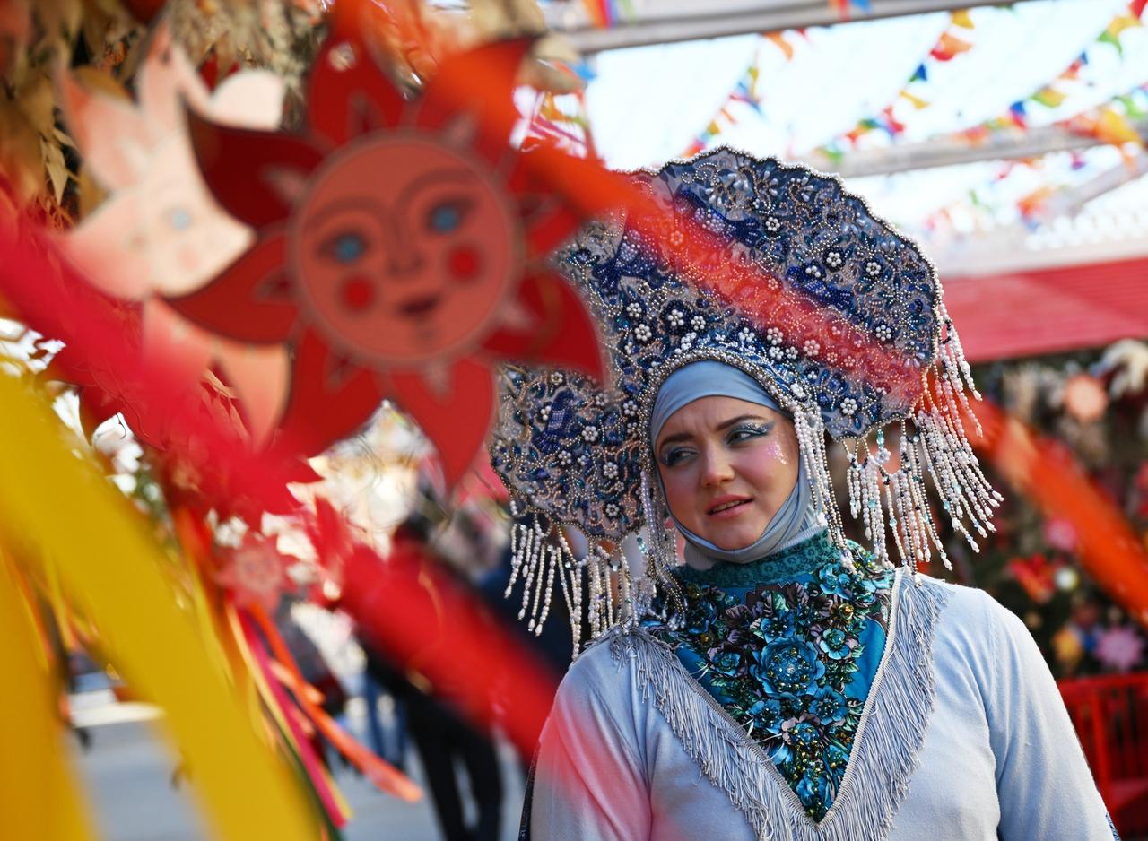 Москвичей и гостей столицы пригласили на фестиваль «Масленица»