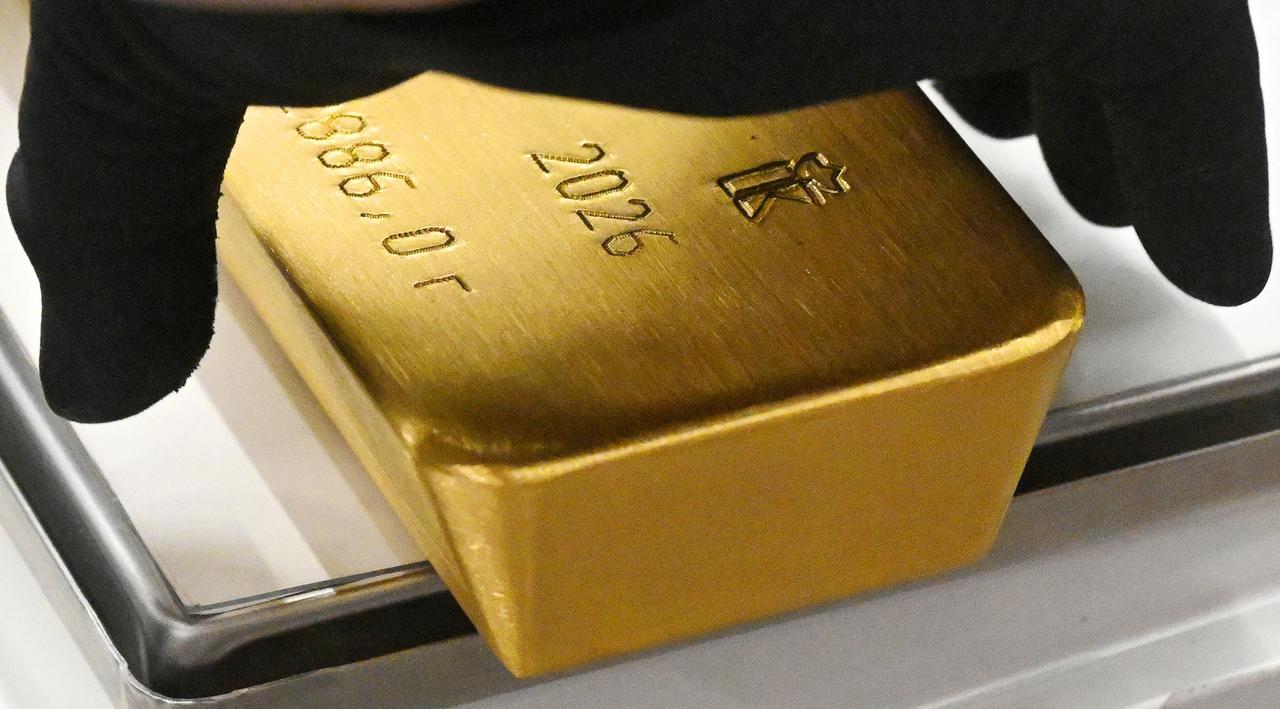 Московская пенсионерка отдала мошенникам золотые слитки