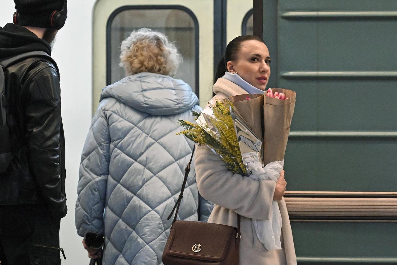 Россиянки признались Rambler&Co в любви дарить подарки