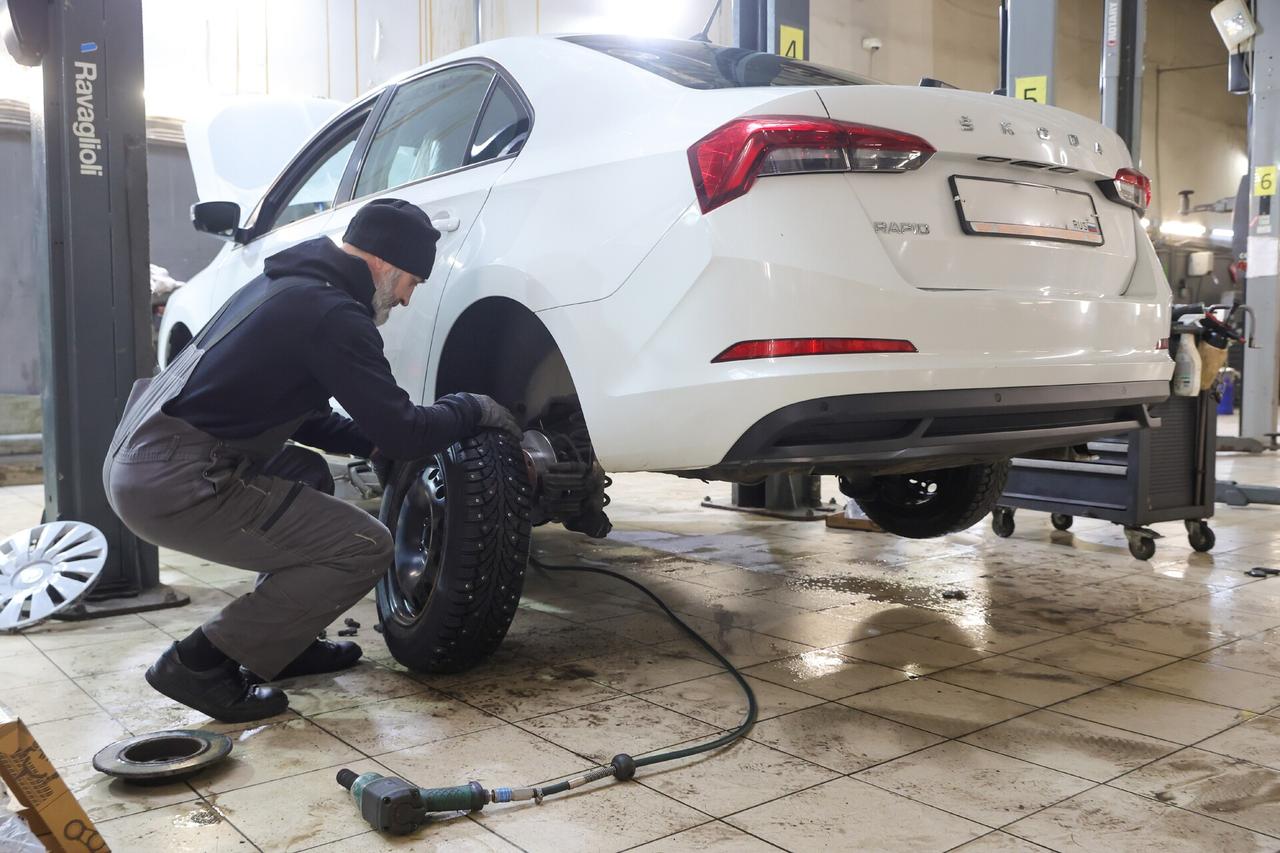 Московским автомобилистам дали совет по поводу летней резины