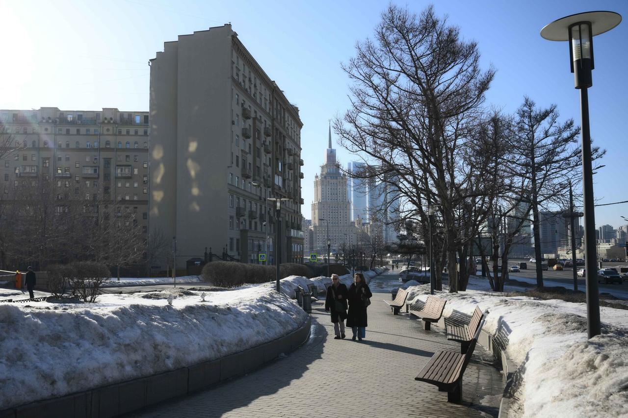Определен срок схода снега в Москве