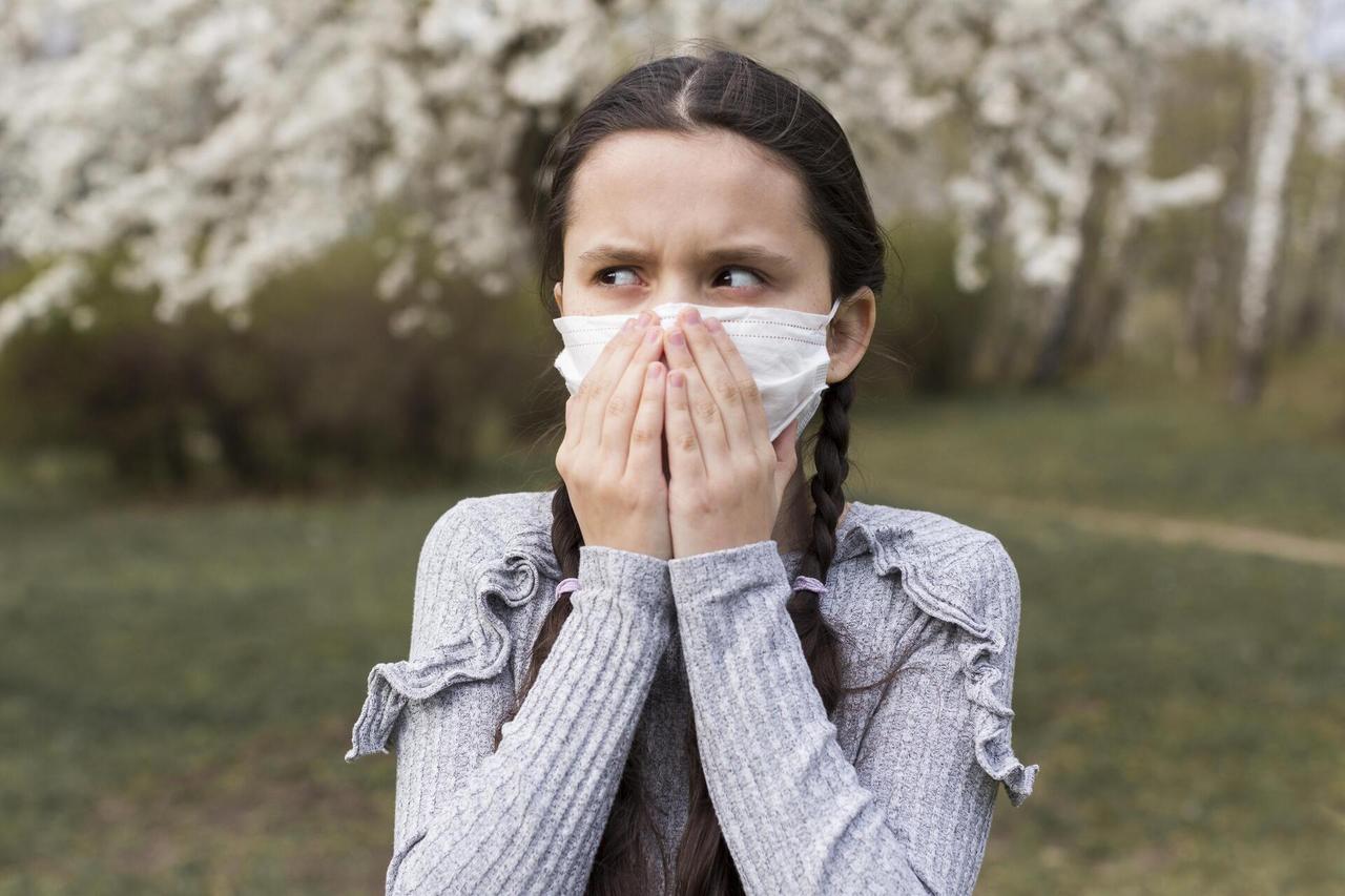 Аллергиков из Подмосковья предупредили о ранней атаке пыльцы