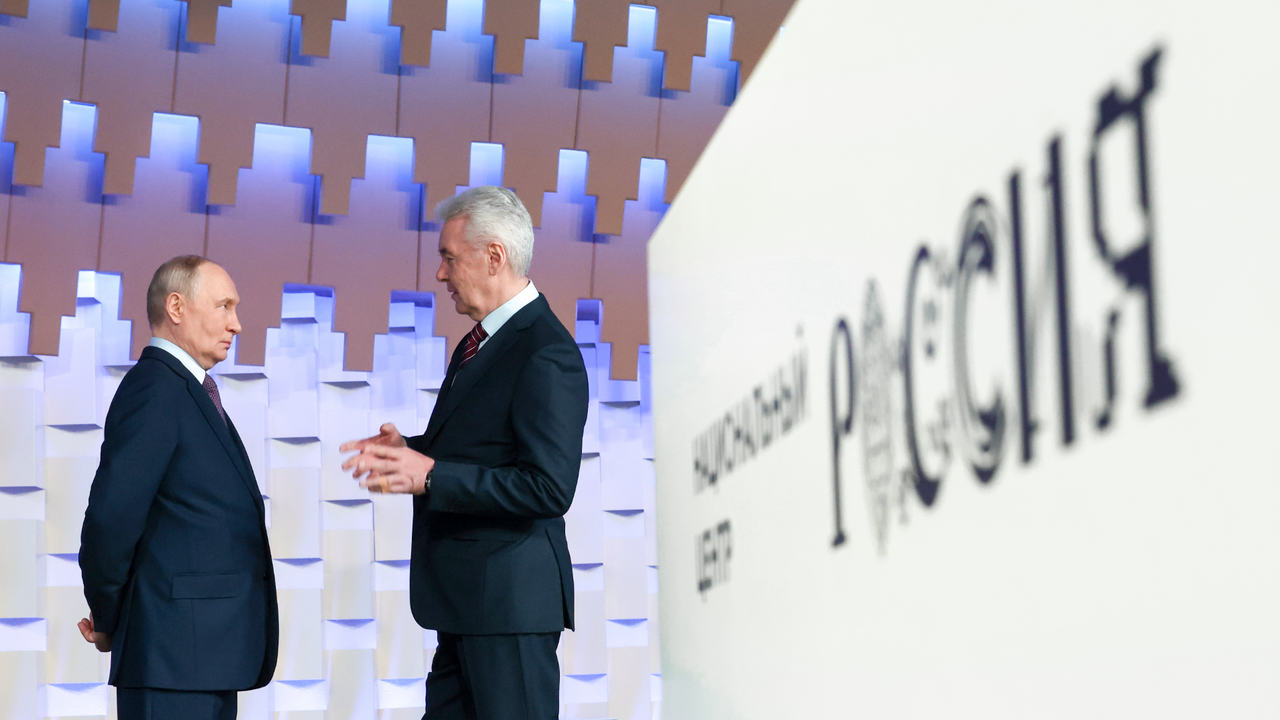 Президент России Владимир Путин и мэр Москвы Сергей Собянин