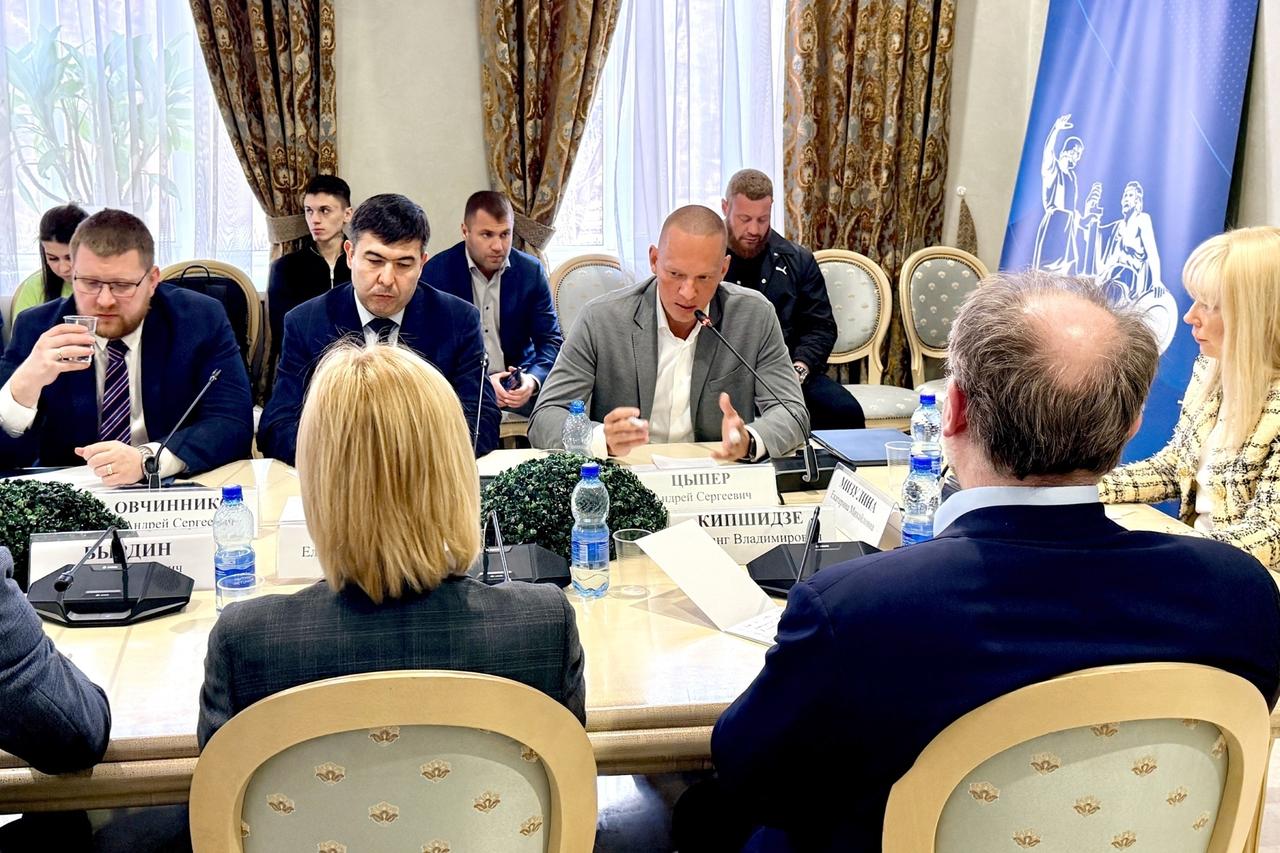 В Rambler&Co назвали главную дилемму медиа при работе с угрозами в сети