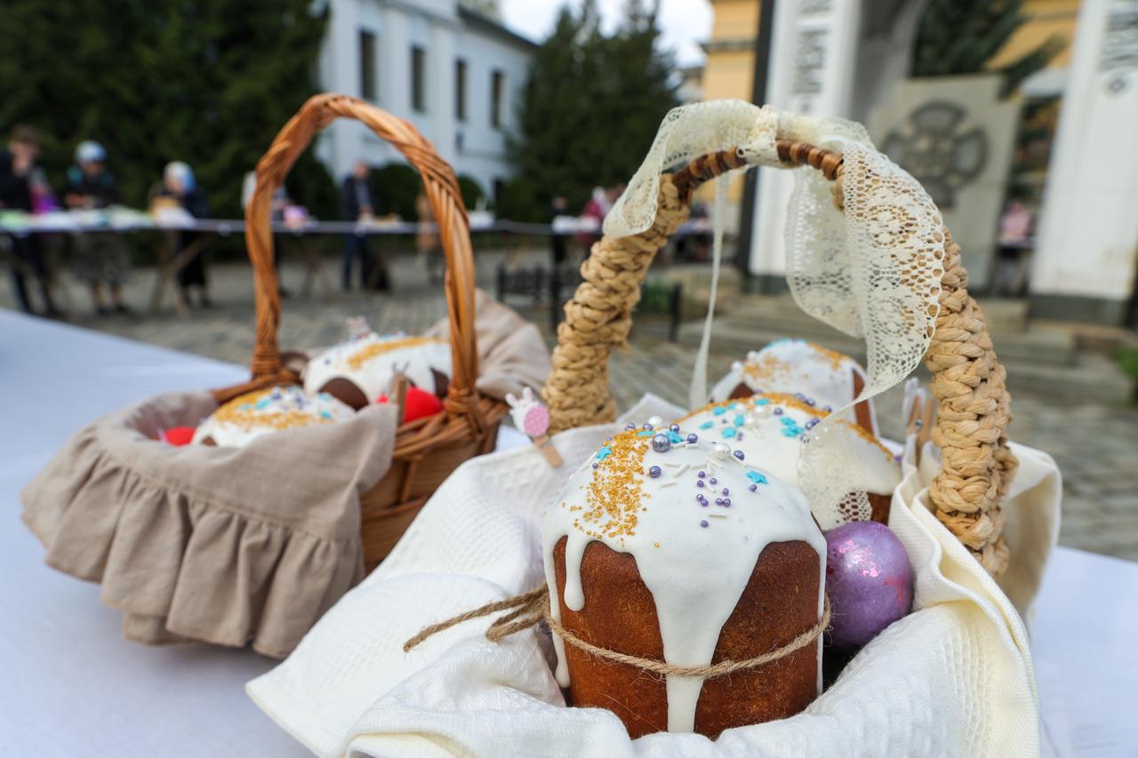 В Москве открыли вакансию дегустатора шапочек куличей