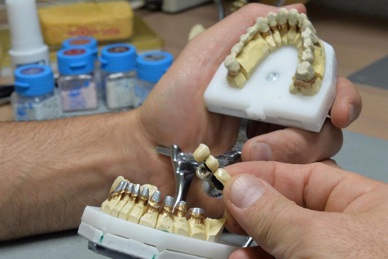 Визит к стоматологу закончился для москвича дырой в сердце