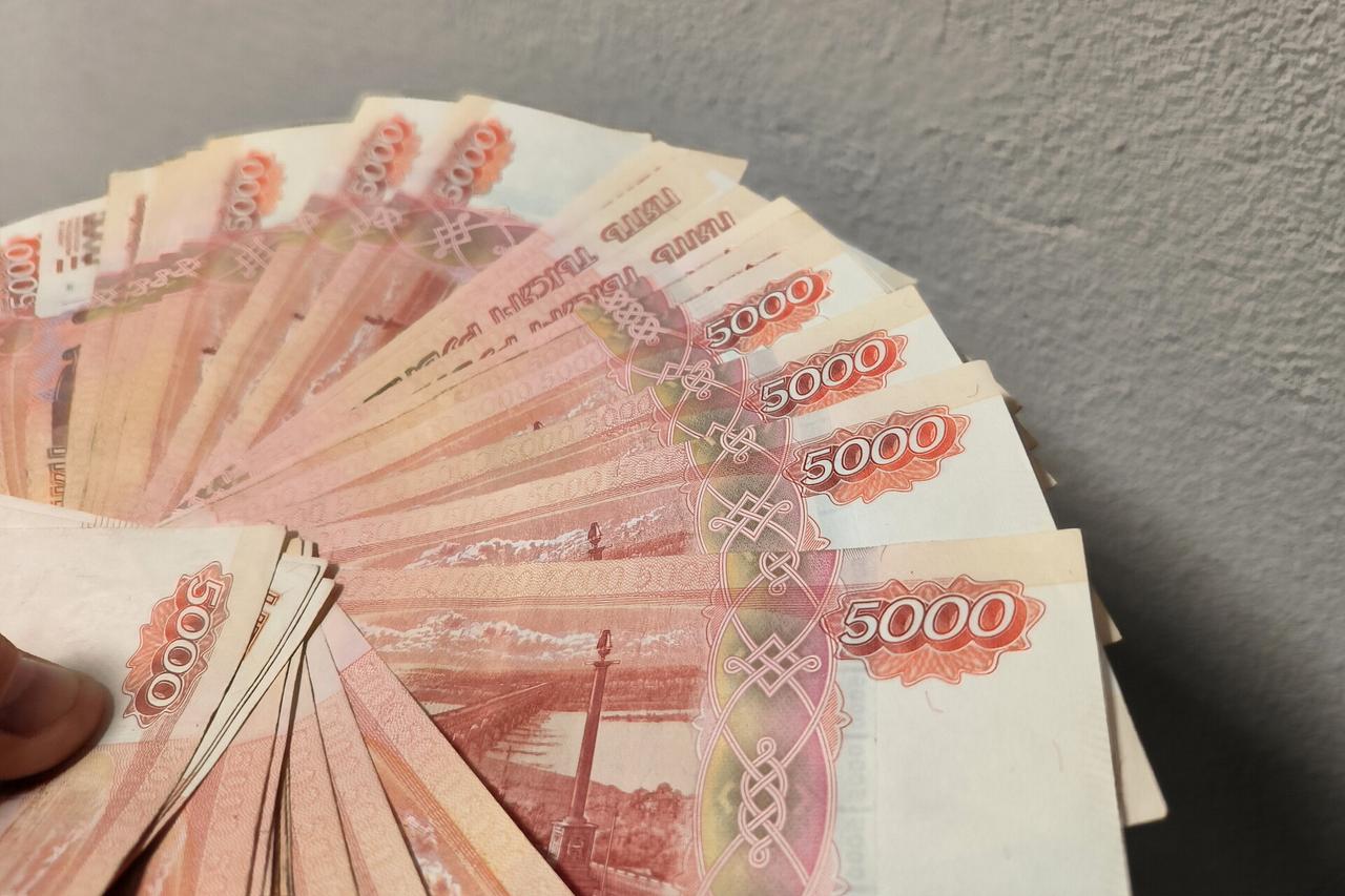 Раскрыт средний размер зарплаты в Москве