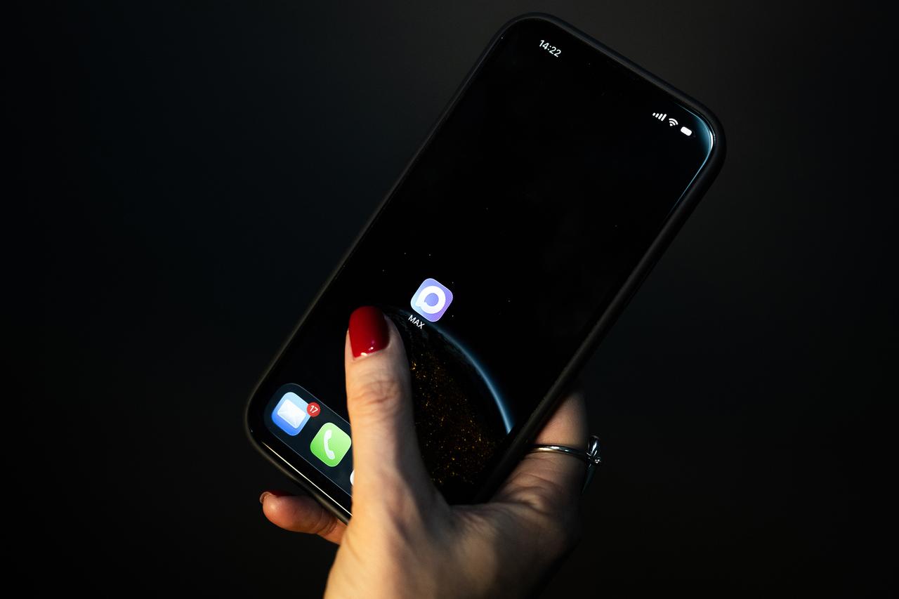 Названо число иностранных пользователей MAX