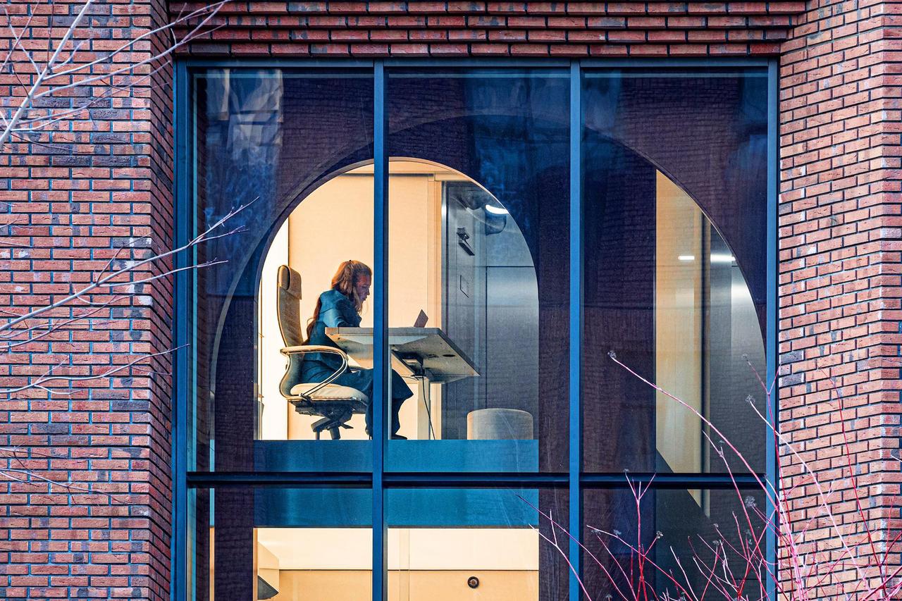 Россияне выступили против шестидневной рабочей недели